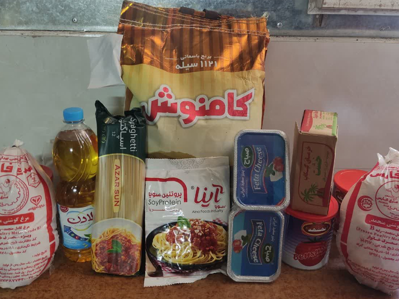 توزیع ۹۰ بسته سبد کالای فروردین ۱۴۰۵ در مؤسسه خیریه مروا 